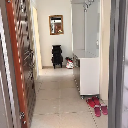 Gran Mediterra Sitesi Apartment